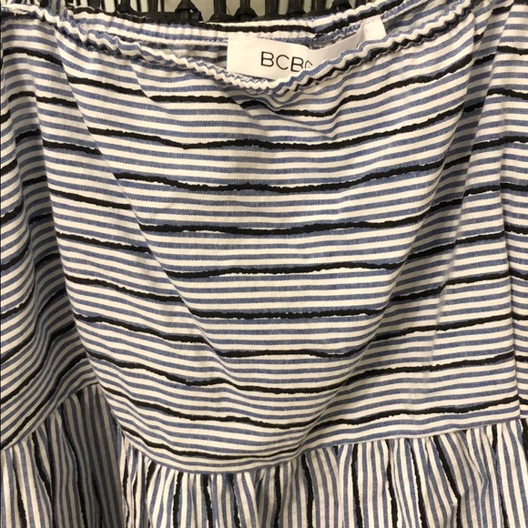 BCBG Tanktop. Adjustable straps! - Picture 2 of 3